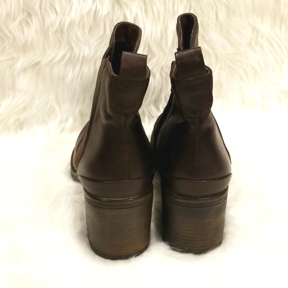 BareTraps Boots - Picture 3 of 6